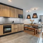 Mountain Tree C27 Invest Apartament *