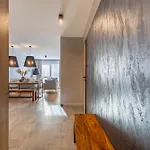 Apartament Mountain Tree C27 Invest *