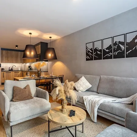 Apart-Invest Mountain Tree Apartament C27 Apartamento *