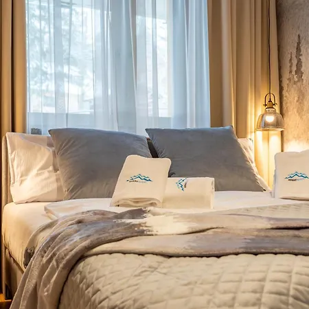 Apartamento Apart-Invest Mountain Tree Apartament C27 *